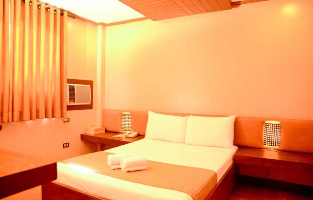 The Orange Place Hotel - San Juan San Juan  Phòng bức ảnh